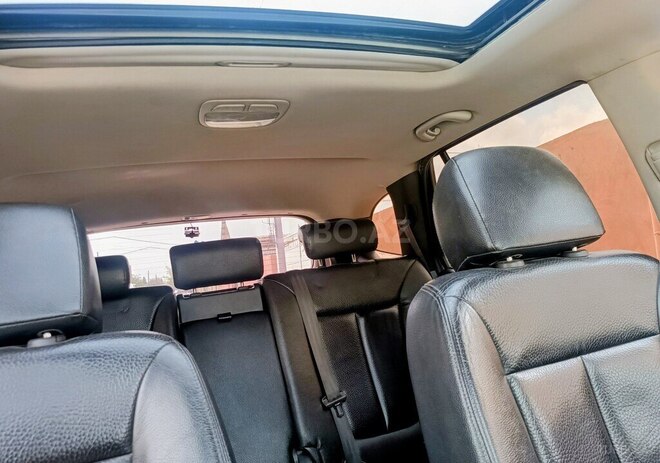 Hyundai Santa Fe-9