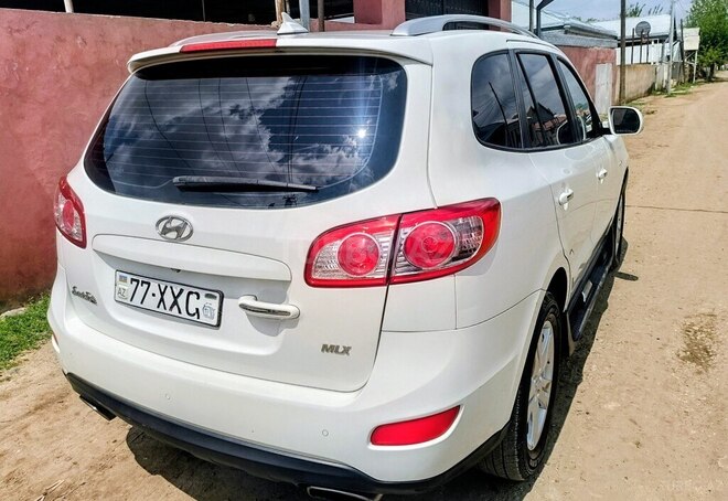Hyundai Santa Fe-2