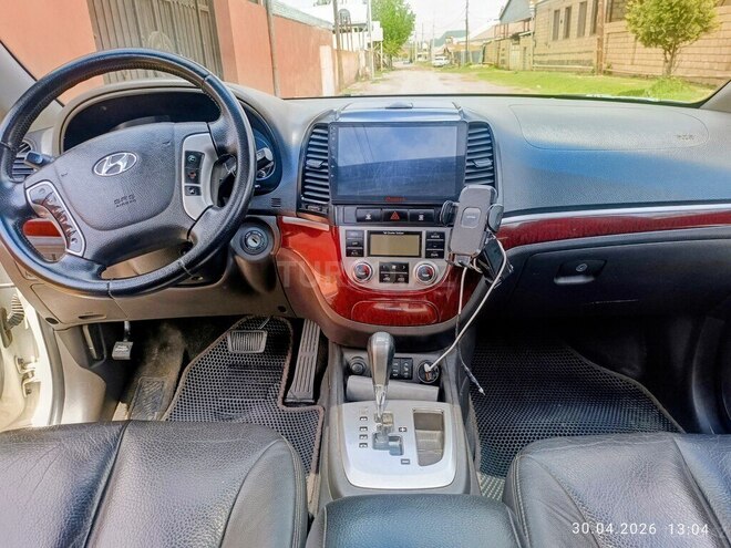 Hyundai Santa Fe-5