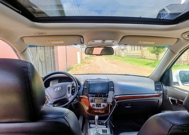 Hyundai Santa Fe-6