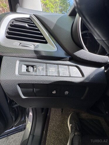 Hyundai Santa Fe-13