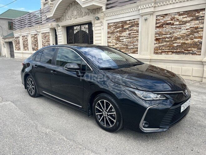 Toyota Corolla-5