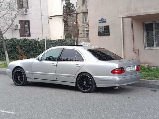 Mercedes E 280-5