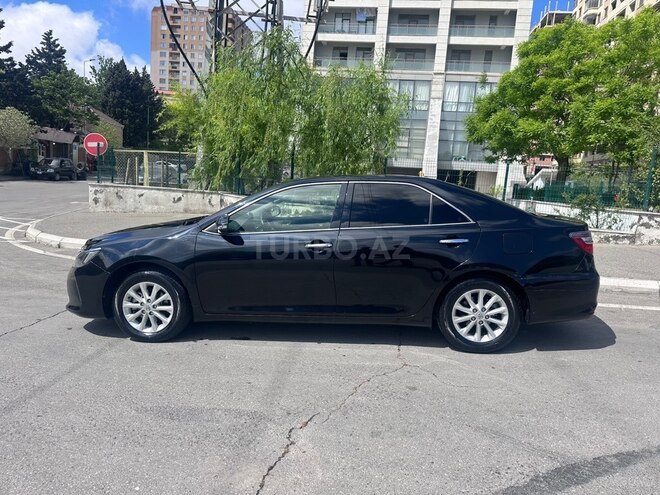 Toyota Camry-11