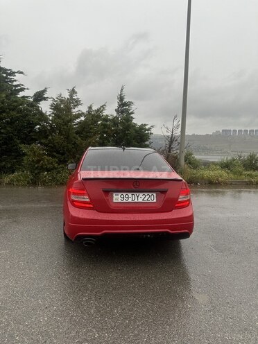 Mercedes C 250 4MATIC-2