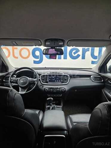 Kia Sorento-5