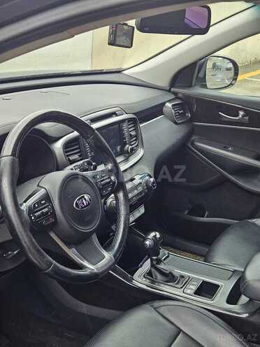 Kia Sorento-7