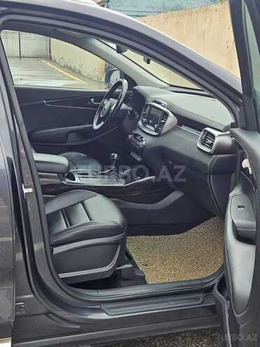 Kia Sorento-8