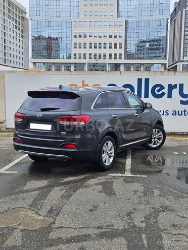 Kia Sorento-4