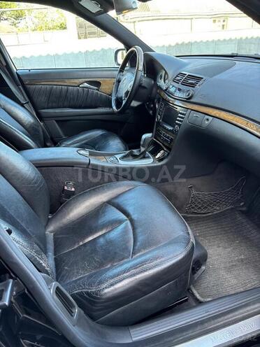 Mercedes E 280-7