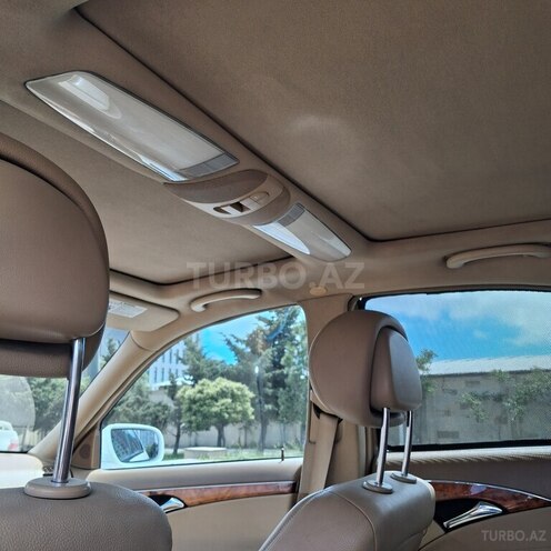 Mercedes E 350-16