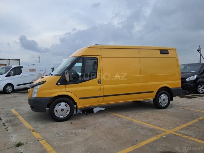 Ford Transit-2