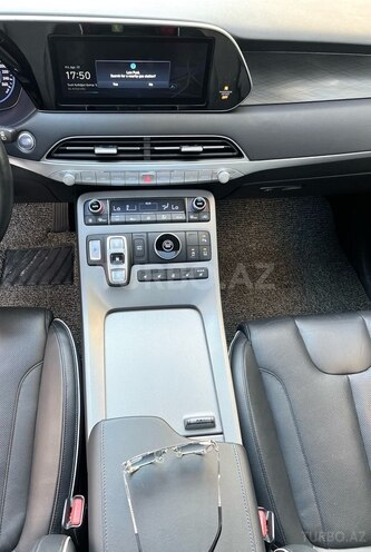 Hyundai Palisade-16