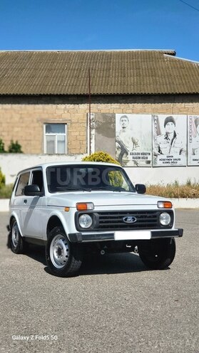LADA (VAZ) Niva-9