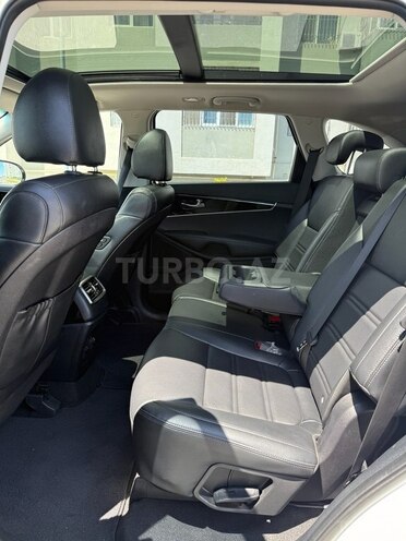 Kia Sorento-17