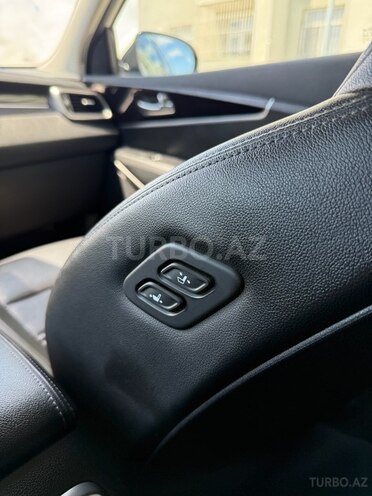 Kia Sorento-14