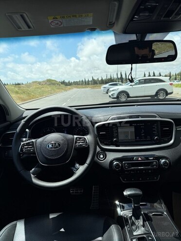 Kia Sorento-15