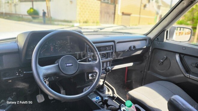 LADA (VAZ) Niva-6