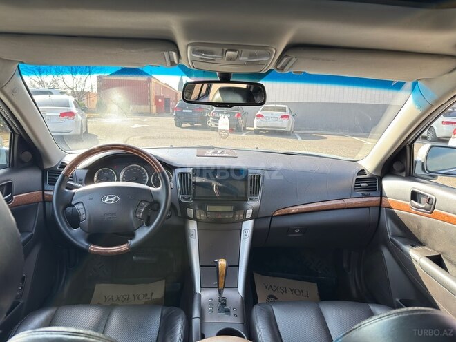 Hyundai Sonata-5