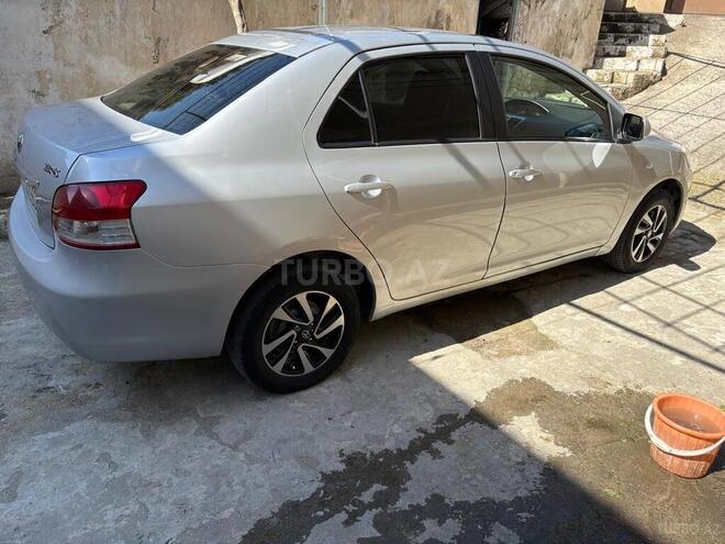 Toyota Yaris-7