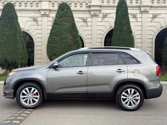 Kia Sorento-9