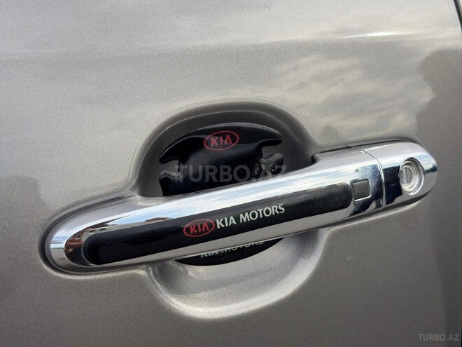 Kia Sorento-10