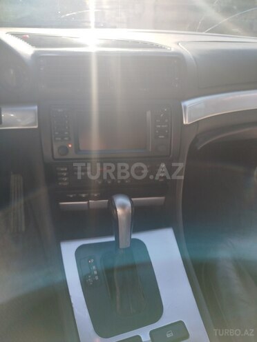 BMW 740-2