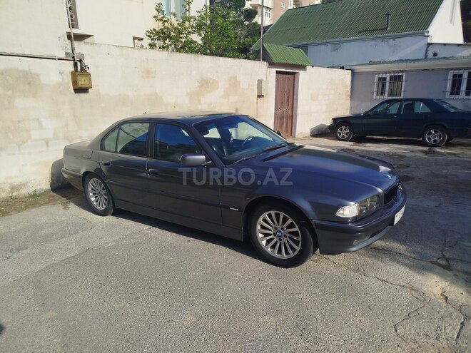 BMW 740-8