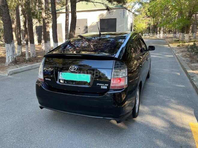Toyota Prius-9