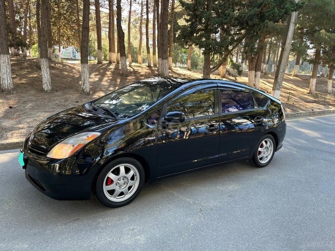 Toyota Prius-4