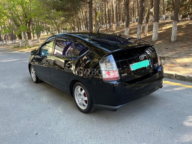 Toyota Prius-6