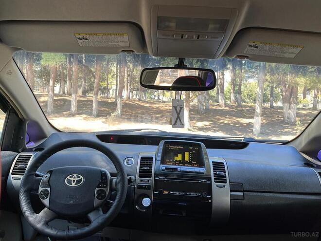 Toyota Prius-17