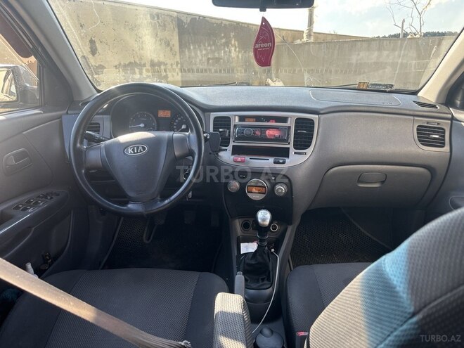 Kia Rio-3
