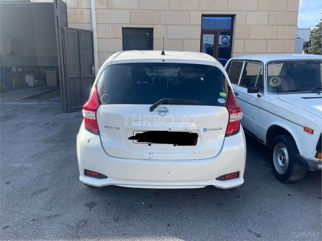 Nissan Note-3