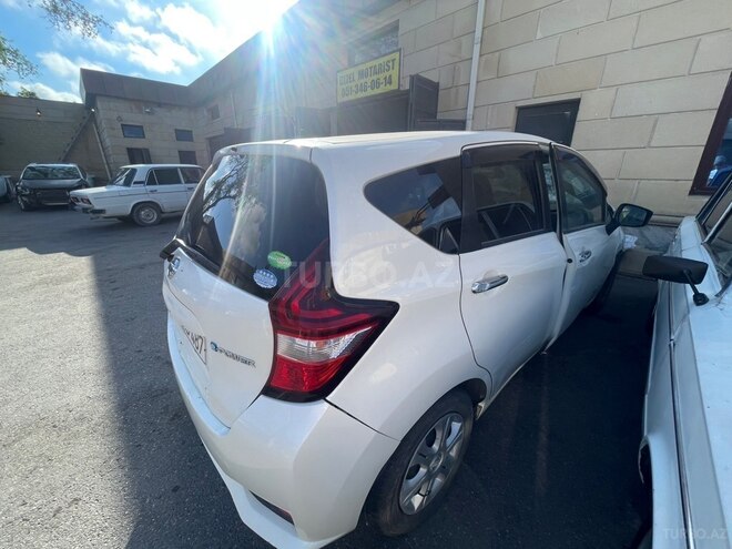 Nissan Note-4