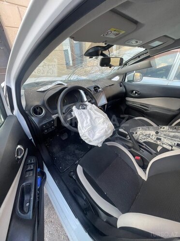 Nissan Note-6