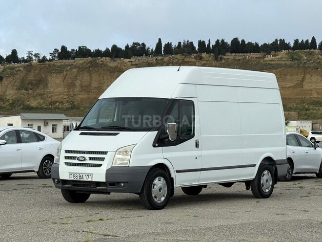 Ford Transit-1