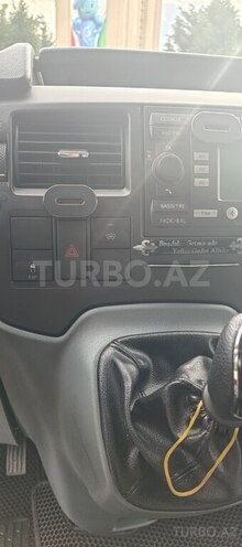 Ford Transit-18