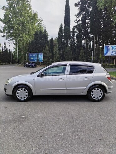 Opel Astra-10
