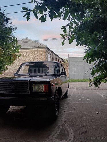 LADA (VAZ) 2107-5