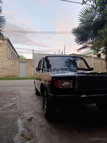 LADA (VAZ) 2107-4
