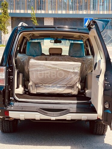 Mitsubishi Pajero-14