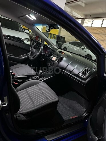 Kia Forte-14