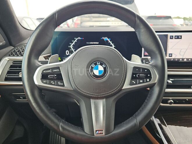 BMW X7-8