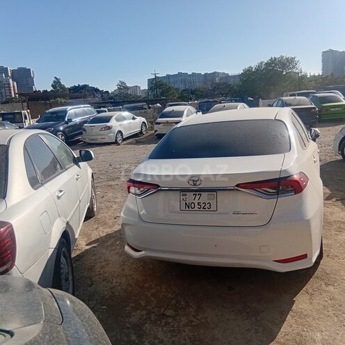 Toyota Corolla-4