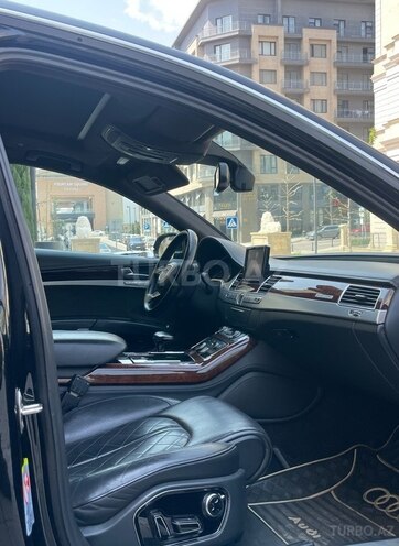 Audi A8-10