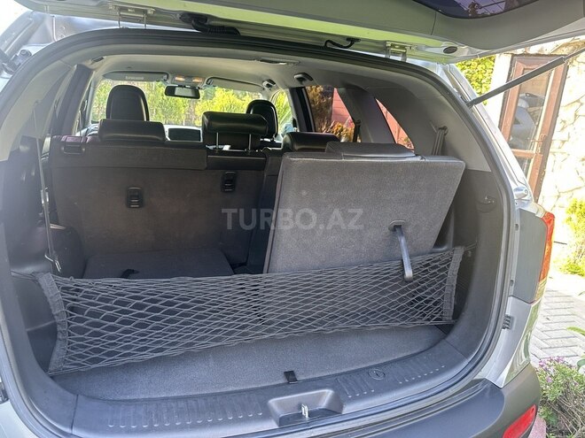 Kia Sorento-11
