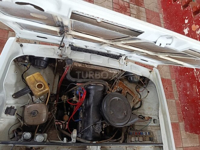 LADA (VAZ) 2104-3