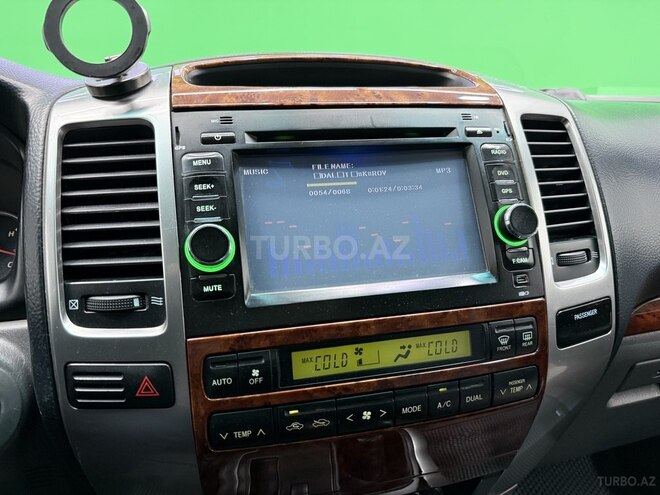 Toyota Land Cruiser Prado-14