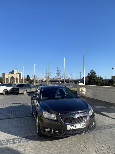 Chevrolet Cruze-1